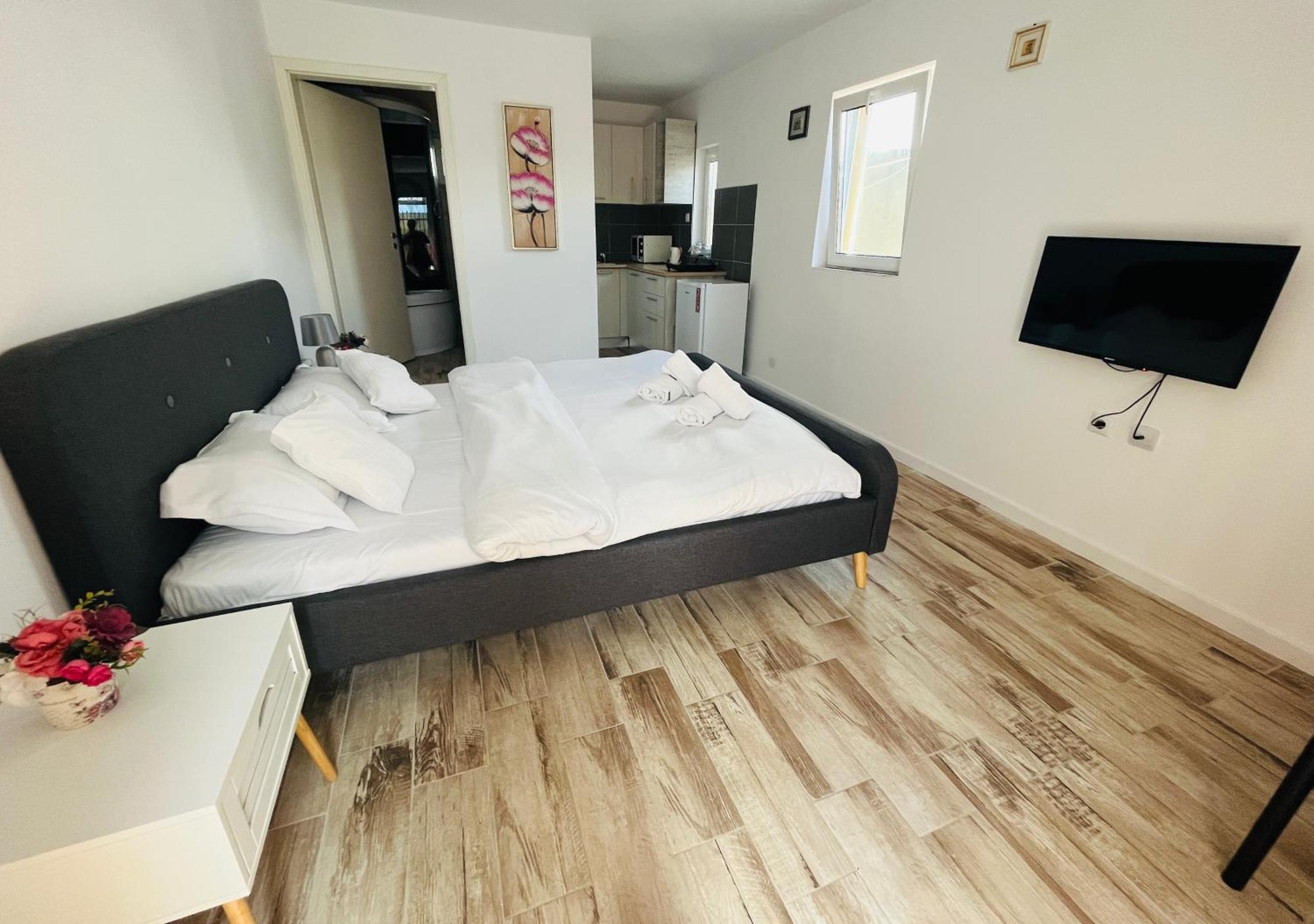 3c Delux 3 *