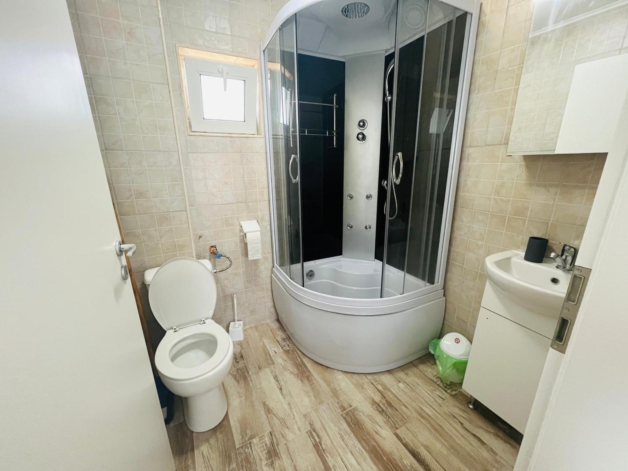 Apartament 3c Delux 3 *