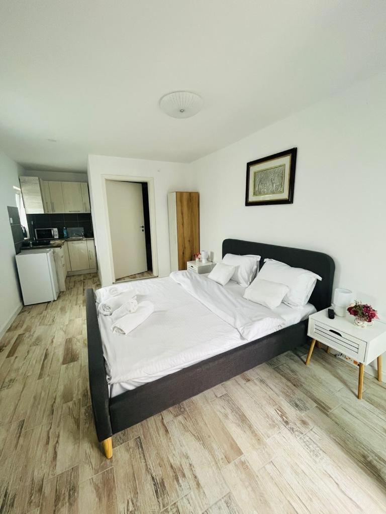 3c Delux 3 Apartament Brașov