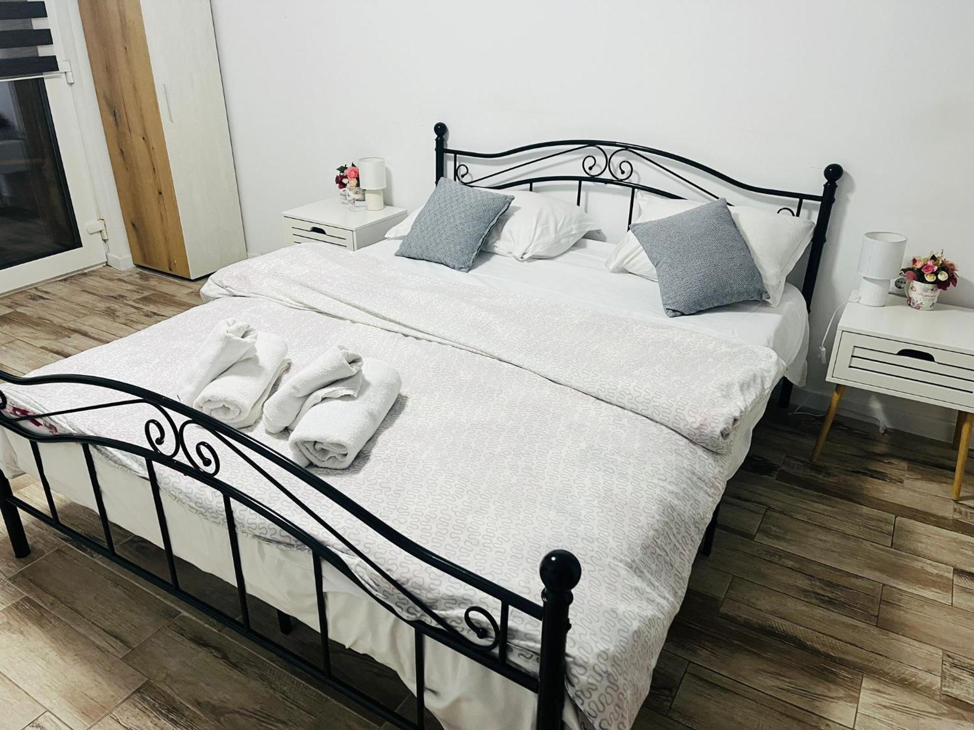 3c Delux 3 * Brasov