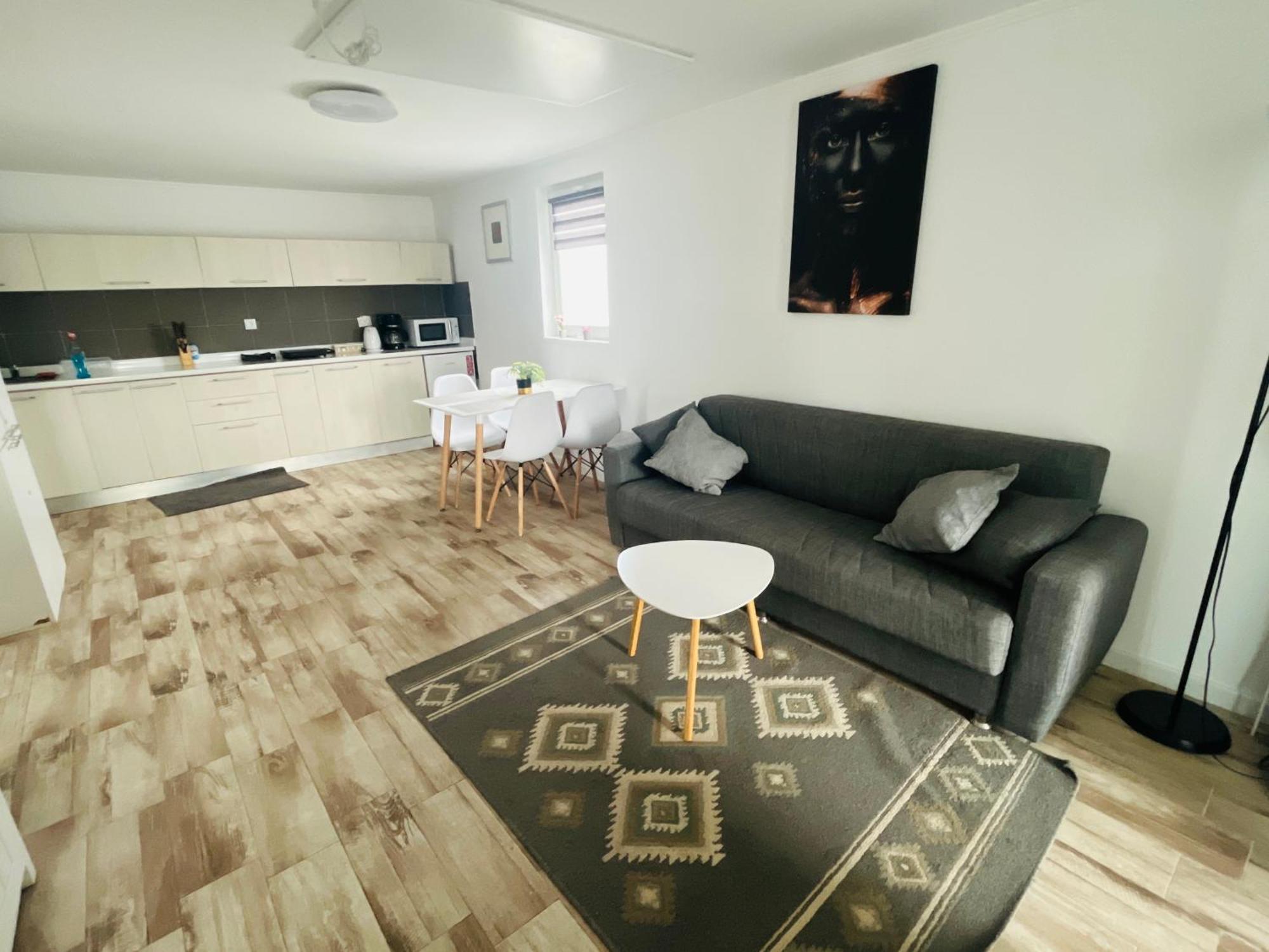 3c Delux 3 Apartment *